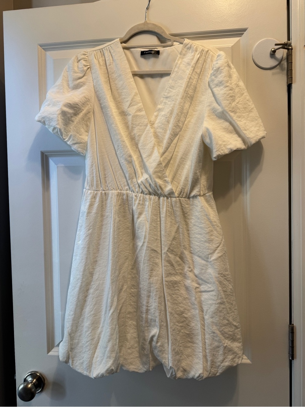 White Short Sleeve V-Neck Bubble Hem Dress